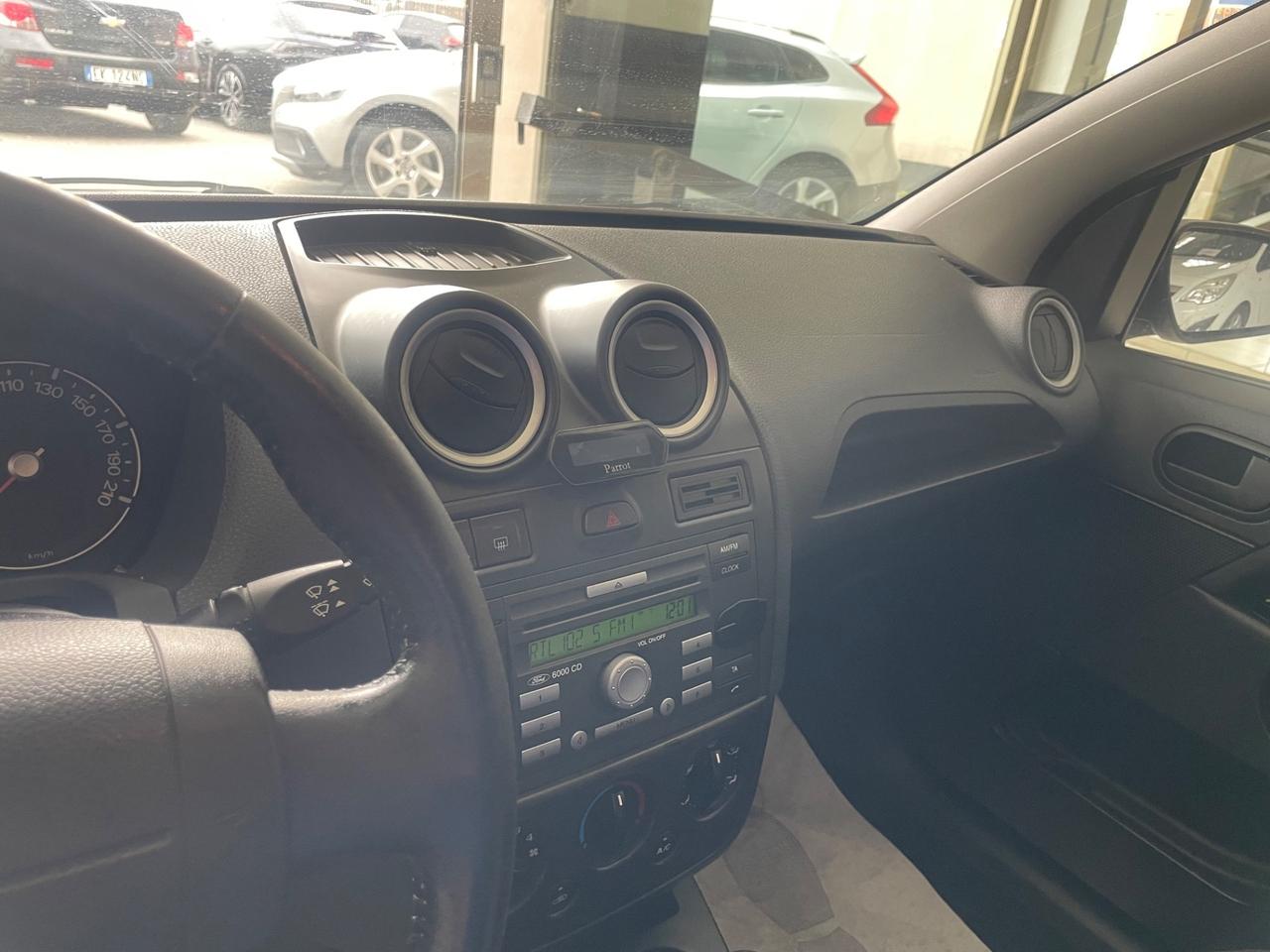 Ford Fiesta 1.2 16V 5p. Ghia - Nessun vincolo -
