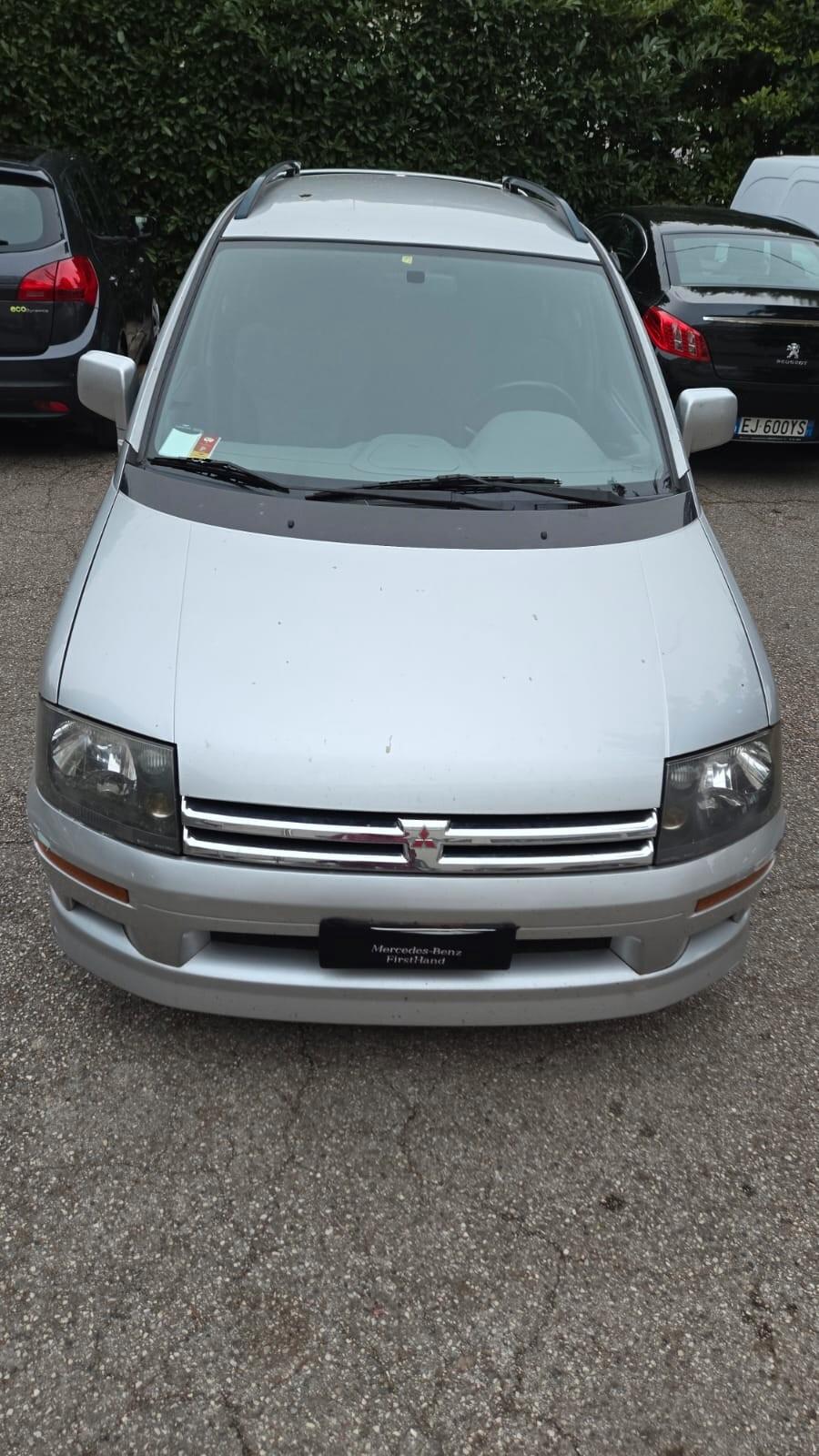 Mitsubishi Space Star Mitsubishi Space Runner 2351cc BENZINA x Export