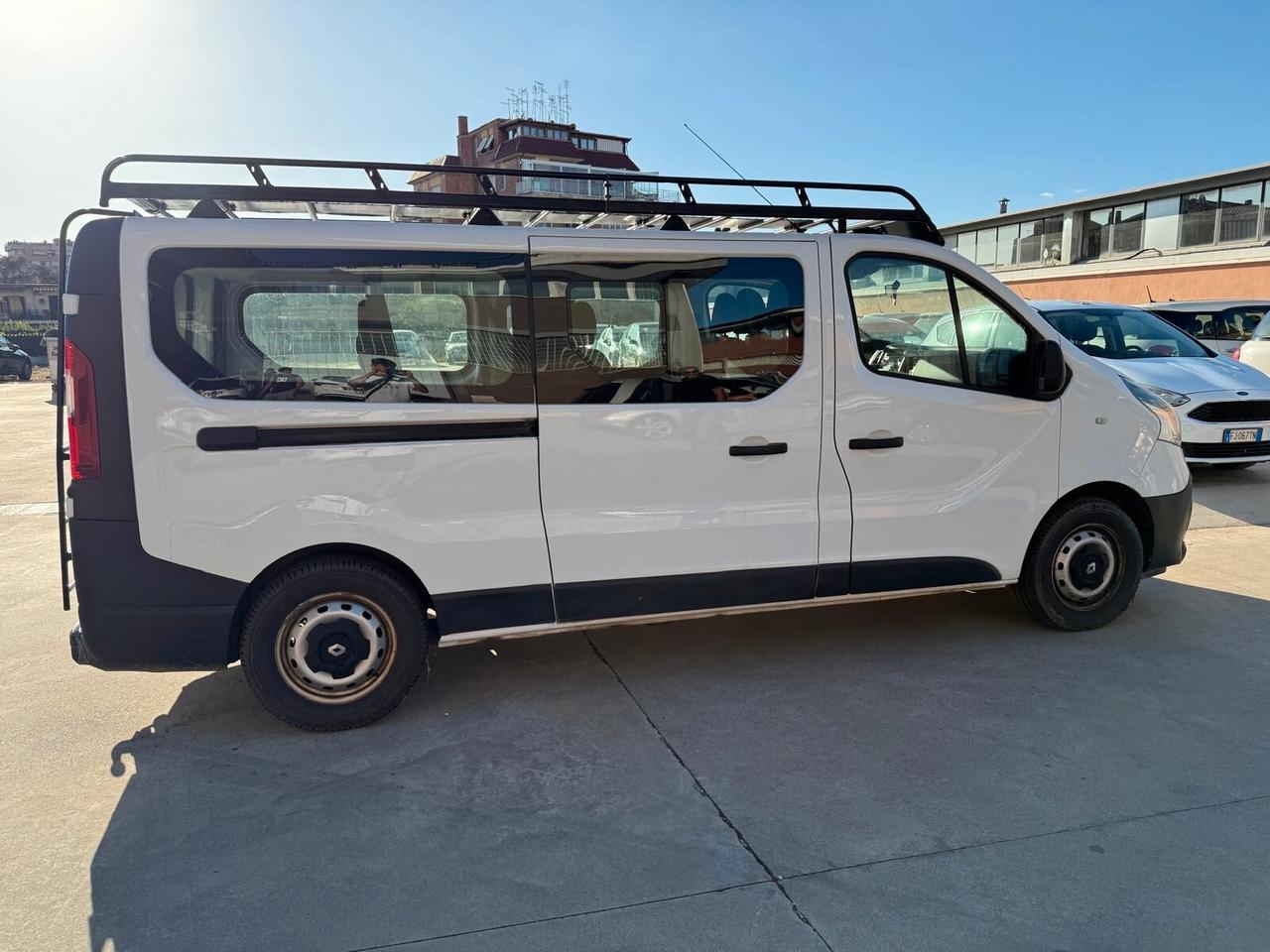 Renault TRAFIC 1.6 dCi 125CV 9 POSTI PASSO LUNGO NO CLIMA + IVA