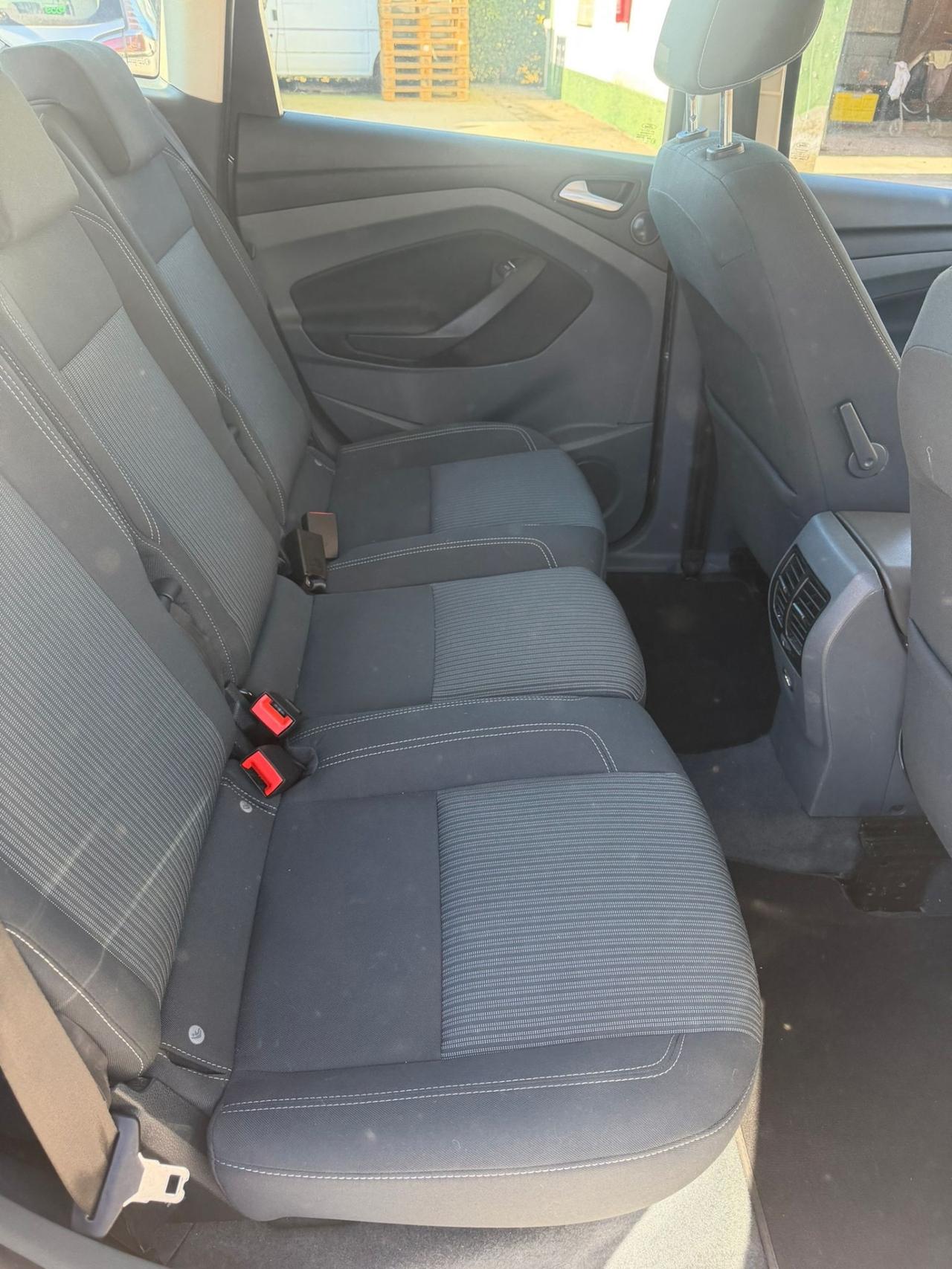 Ford C-Max 1.6 TDCi 115CV Titanium Business neopatentati