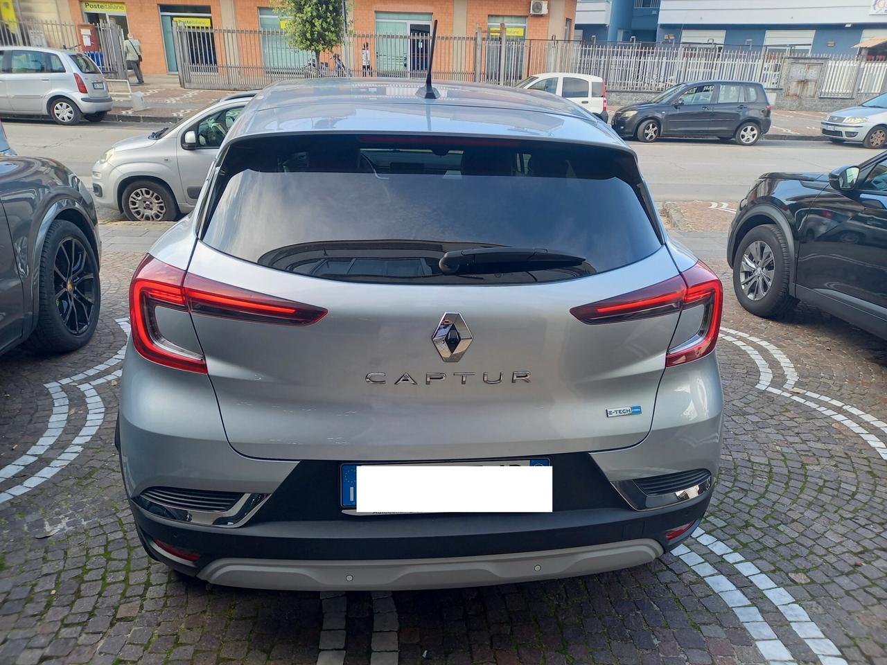 Renault Captur Hybrid E-Tech 145 CV Intens
