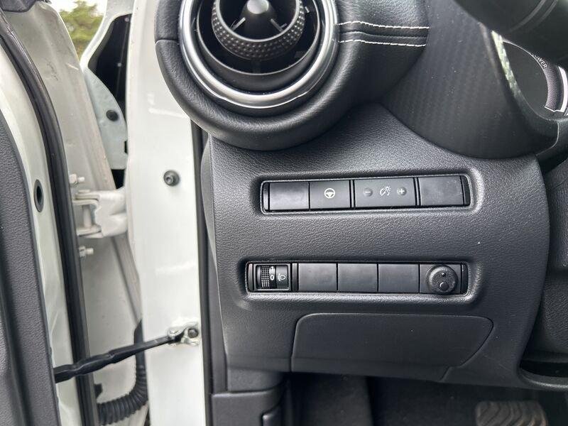 Nissan Juke II 2020 1.6 hev Tekna