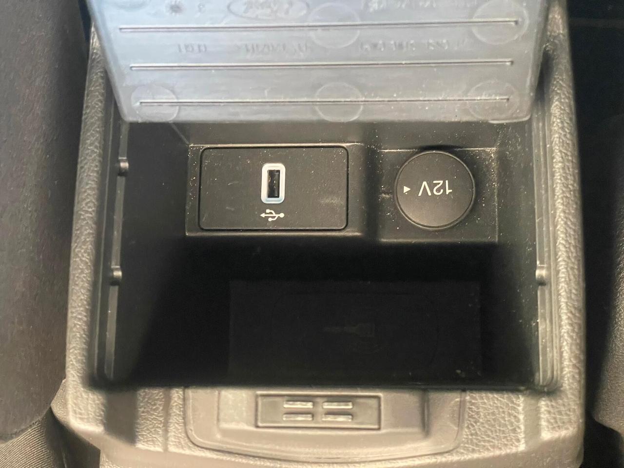 Ford Focus 1.6 120 CV GPL SW Titanium