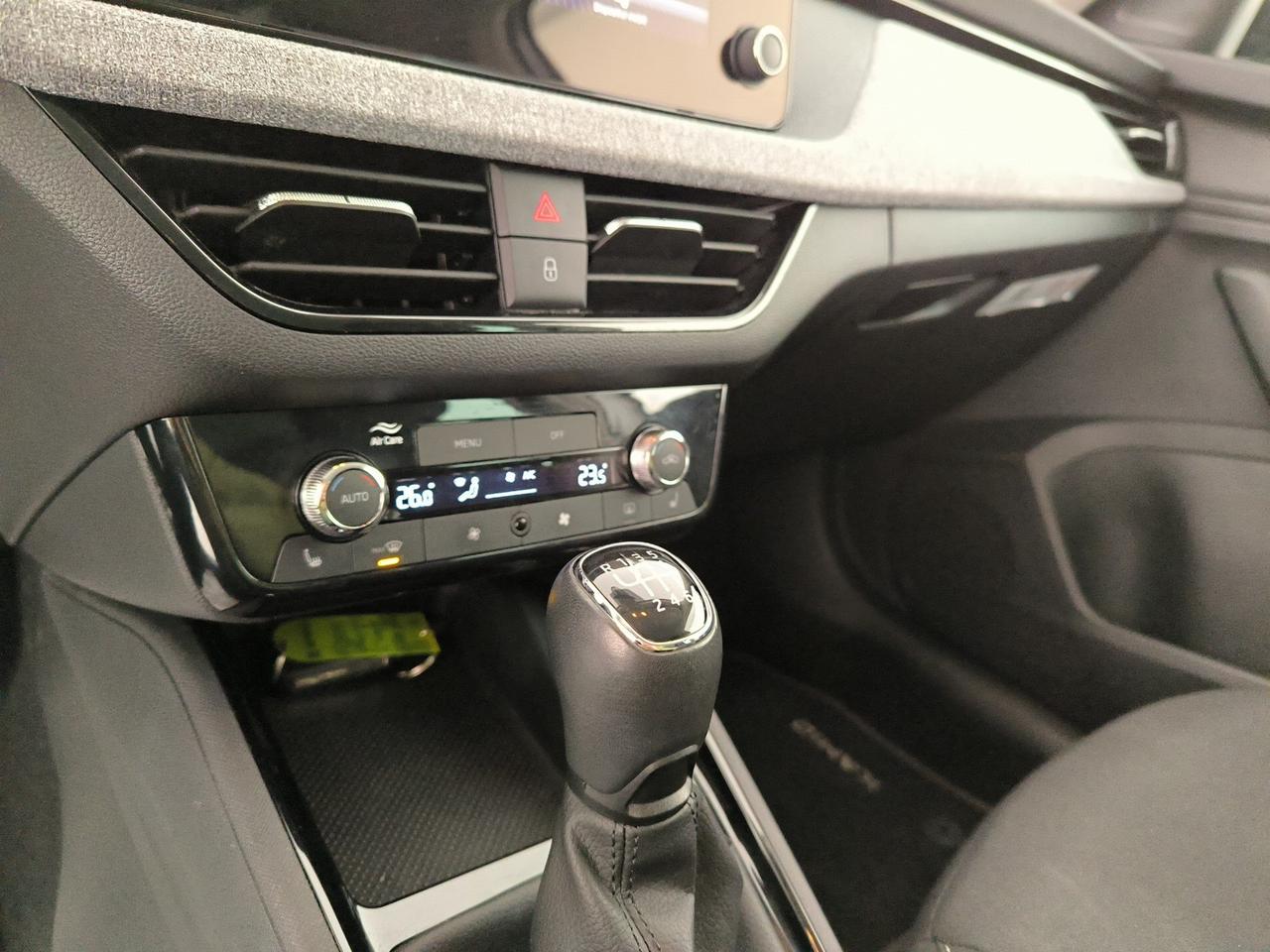 Skoda Kamiq 1.0 tsi black dots 115cv