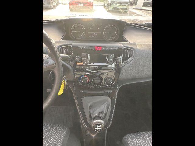 LANCIA Ypsilon 3ª serie - 1.0 FireFly 5 porte S&S Hybrid Si