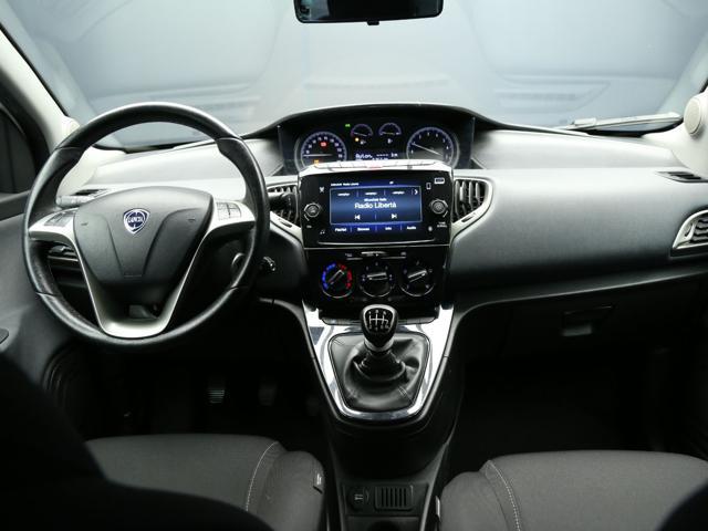 LANCIA Ypsilon 1.0 FireFly 5 porte S&S Hybrid Ecochic Gold