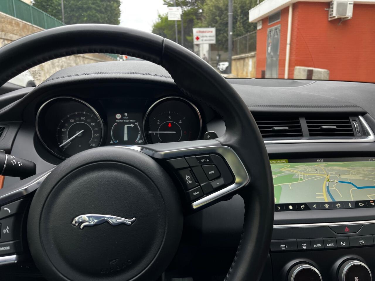 Jaguar E-Pace 2.0D 150 CV R-Dynamic S