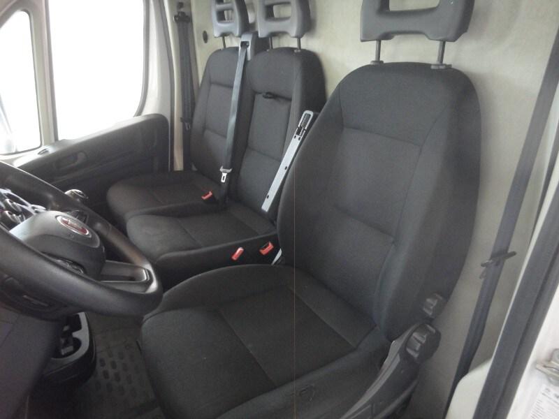 FIAT Ducato (4ª serie) Ducato 33 2.2 Mjt 140CV...