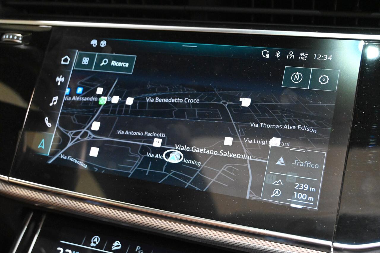 AUDI Q8 RS Q8 TFSI V8 quattro tiptronic