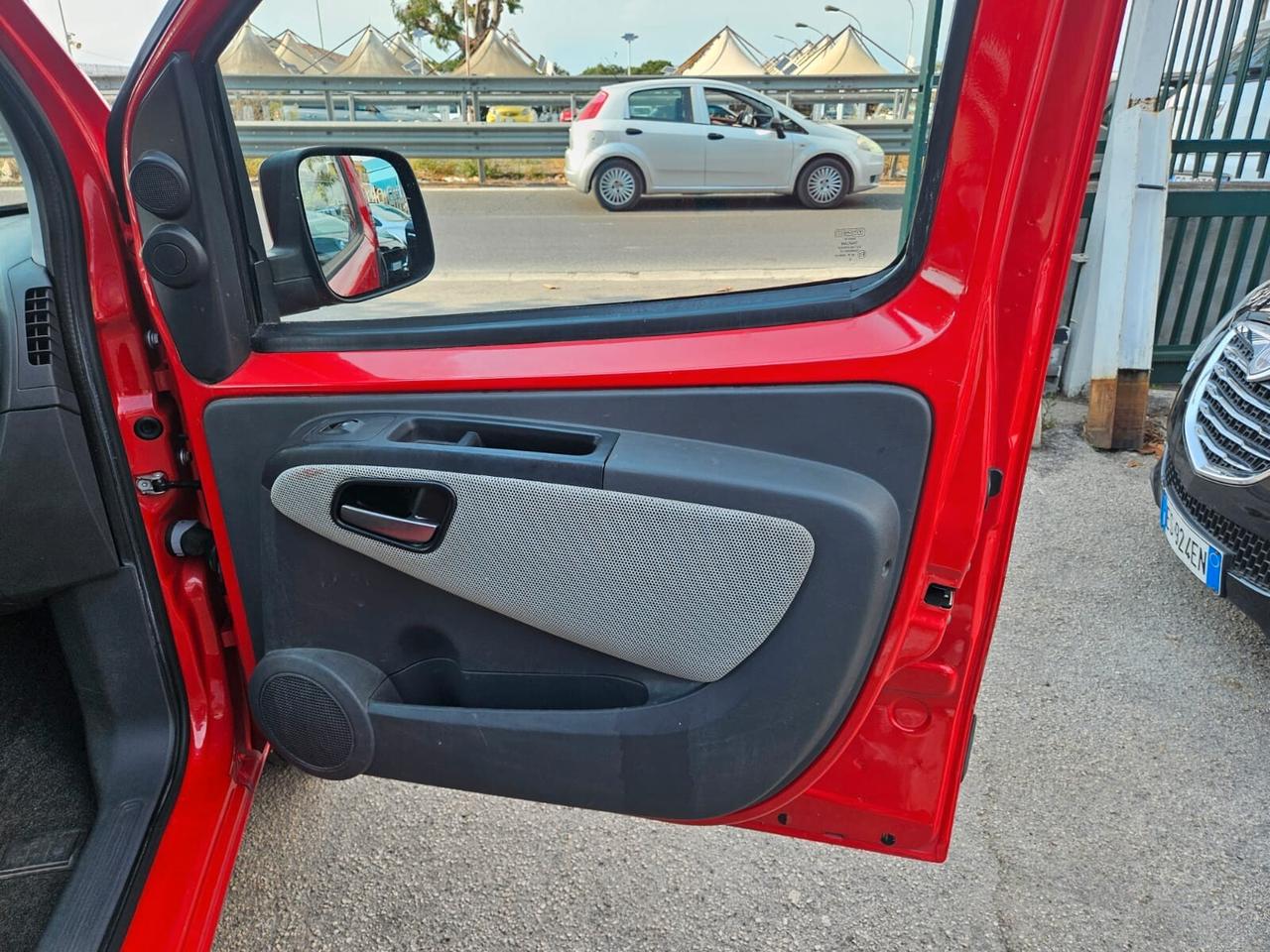 Fiat Qubo 1.3 MJT 75 CV Trekking 2010