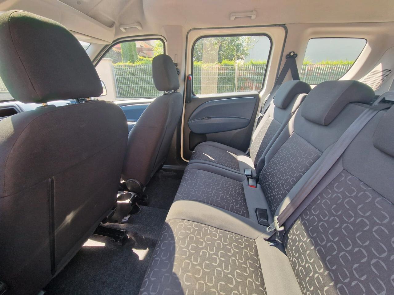 Fiat Doblo 1.6 MJT trasporto disabili - 2011