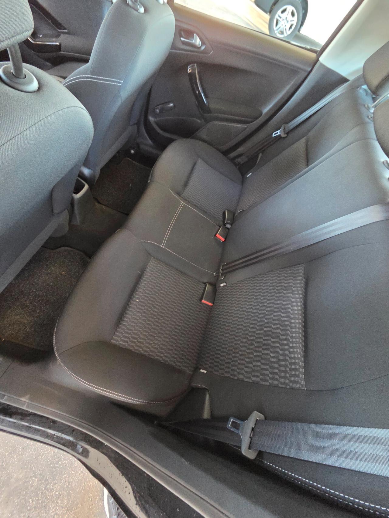 Peugeot 208 BlueHDi 75 5 porte Active