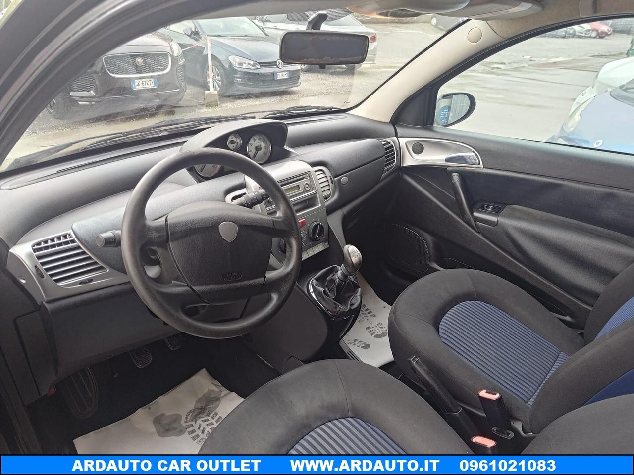 Lancia Ypsilon 1.2 Argento