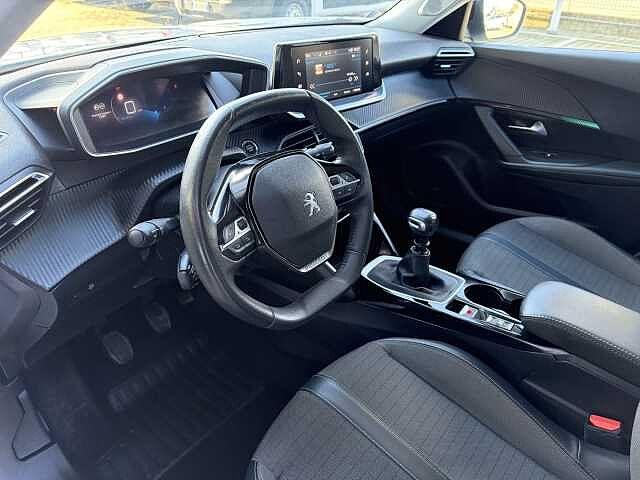 Peugeot 2008 1.5 BlueHDi 110 CV Allure Pack