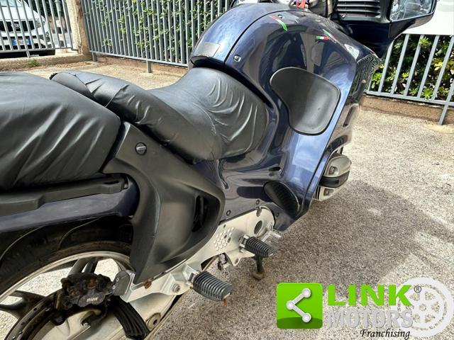 BMW R 850 RT .