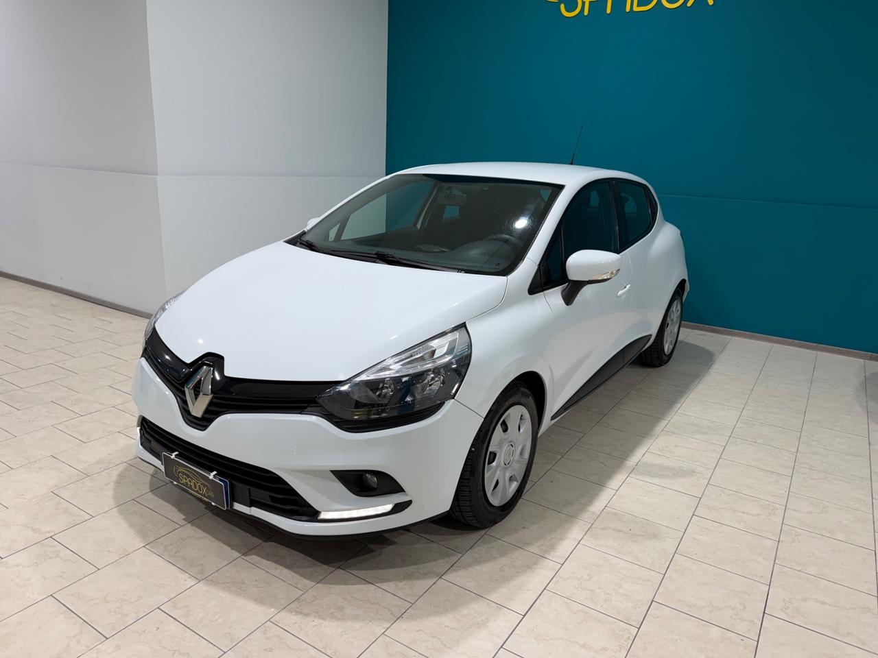 RENAULT CLIO 2016 1.5 DIESEL 75CV *OK NEOPATENTATI