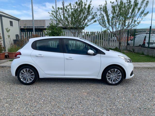 PEUGEOT 208 1° serie PureTech 82 5 porte Allure