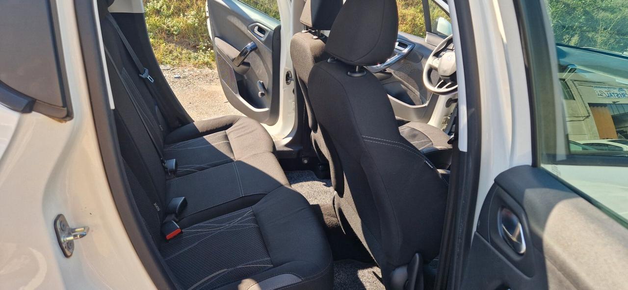 Peugeot 208 1.4 HDi 68 CV 5 P. unip.tagliandata