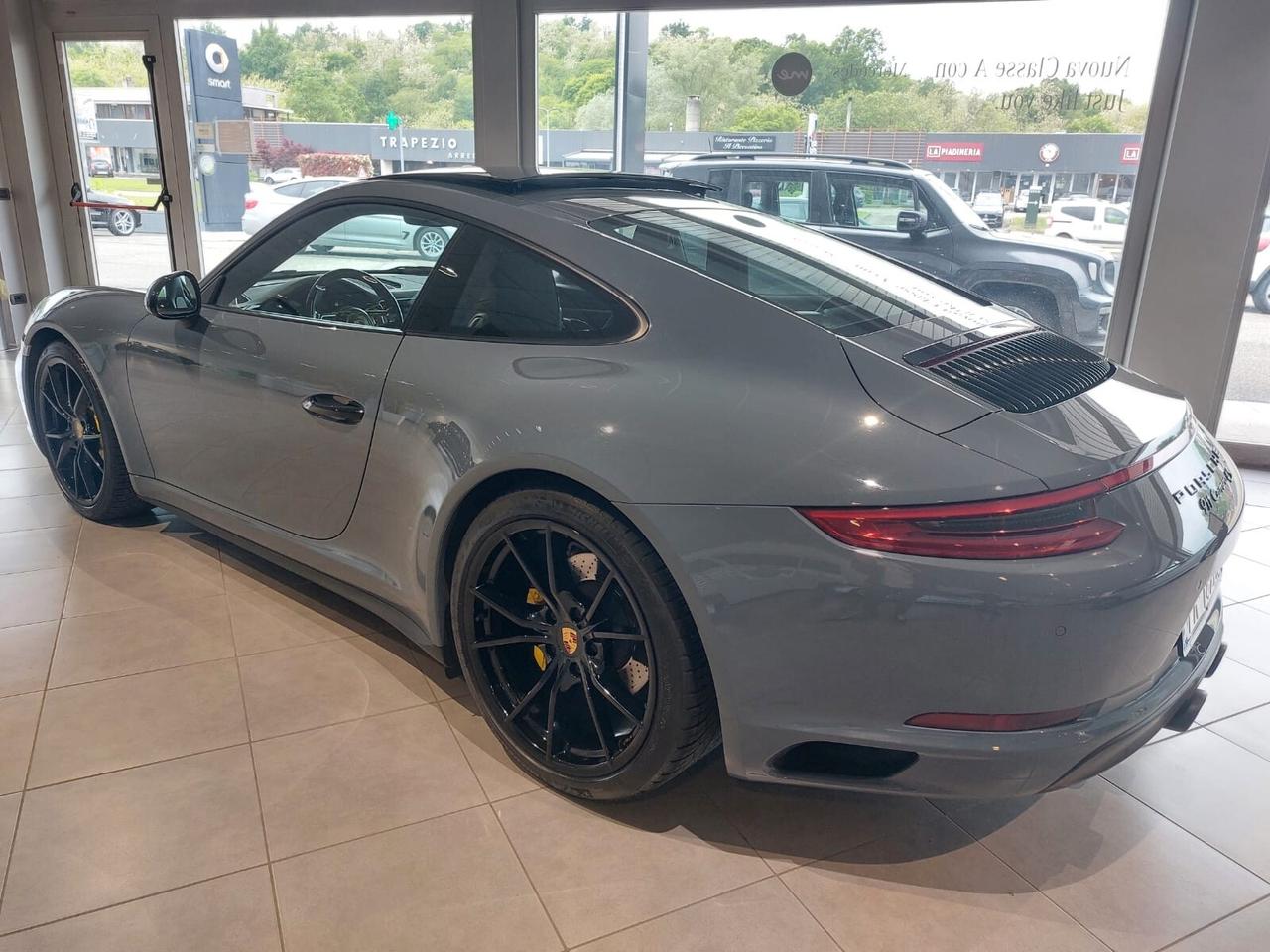 Porsche 911 3.0 Carrera 4S Coupé