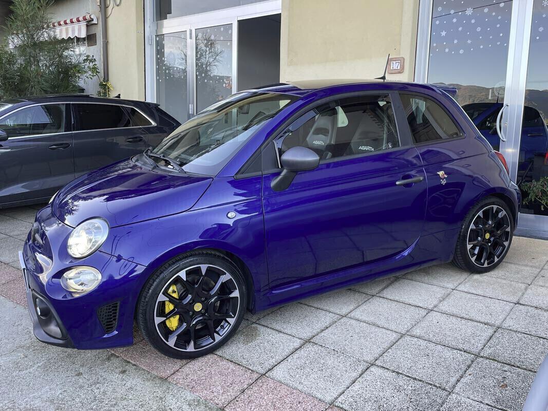 Abarth 595 1.4 Turbo T-Jet 180 CV Competizione "Sedili sabelt in carbonio-Navi-Fari bixeno-Pinze Brembo"