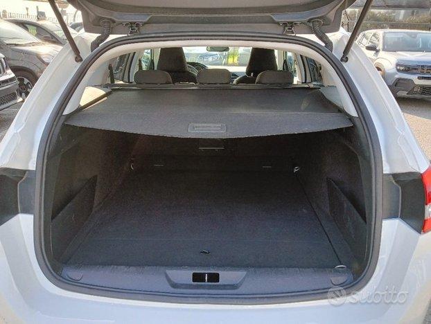 PEUGEOT 308 BlueHDi 130 S&S SW Allure