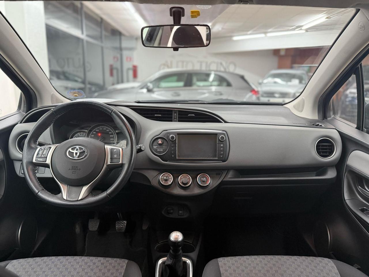 Toyota Yaris 1.0 5 porte Lounge