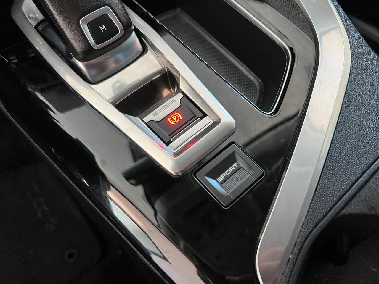 Peugeot 3008 BlueHDi 130 S&S EAT8 Active 2019