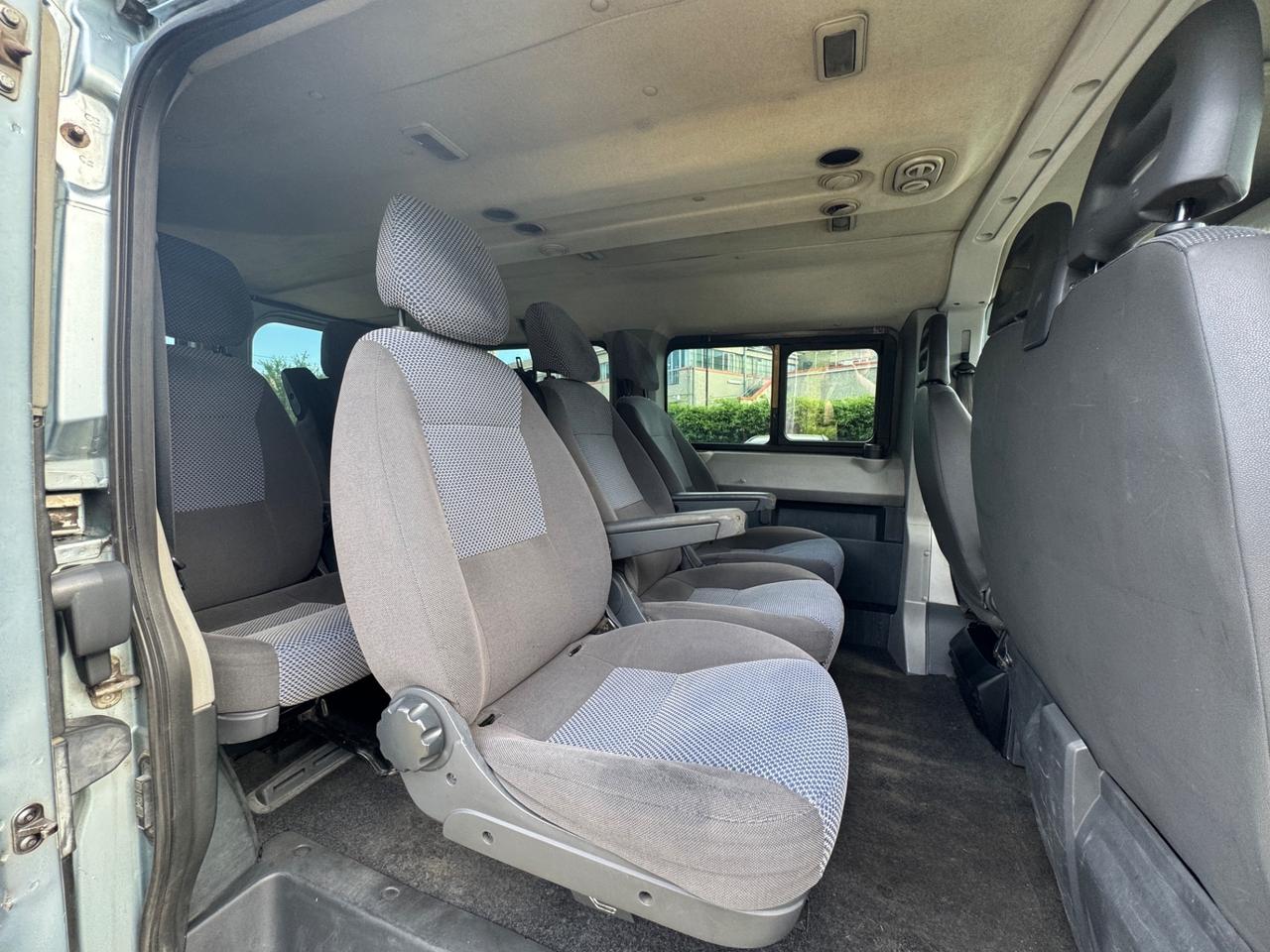 Pulmino Peugeot Boxer 2.2 HDI 120CV 9 posti 2010