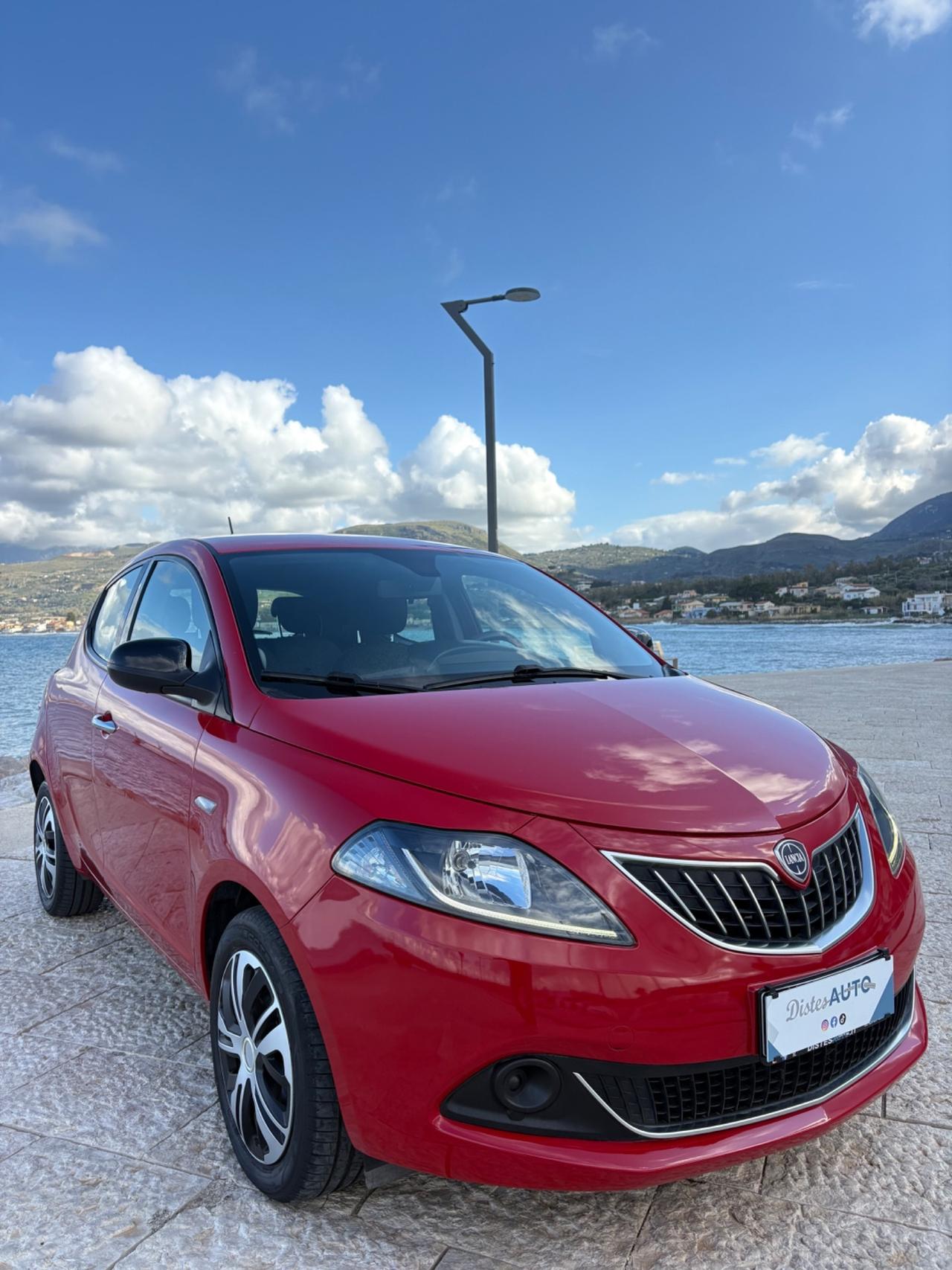 Lancia Ypsilon 1.0 FireFly 5 porte Hybrid
