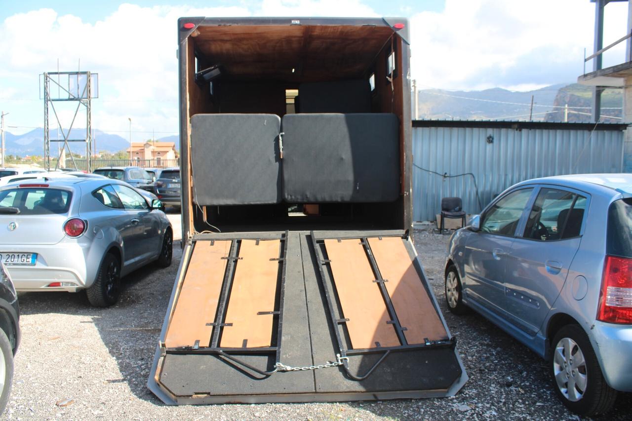 Iveco Daily 35C17LV BTor 3.0 HPT PL-TM-RG Furgone trasporto cavalli