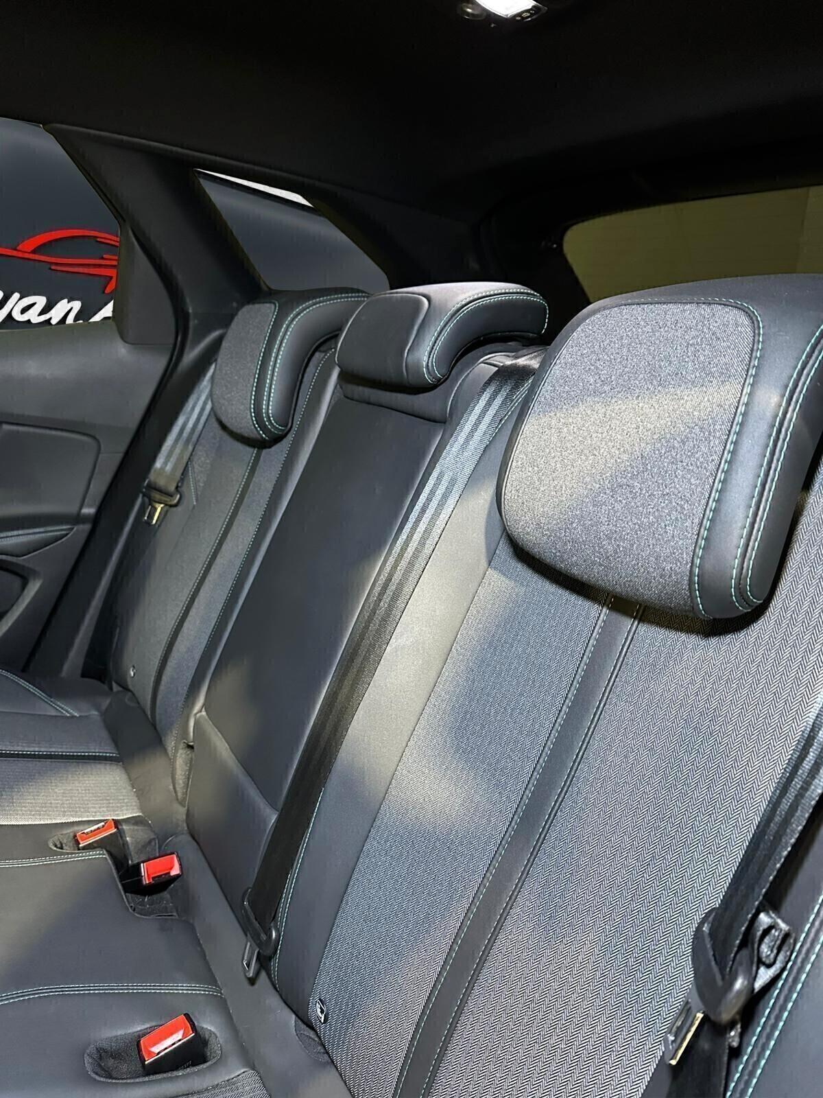 Peugeot 3008 1.6 hybrid4 Allure Pack PROMO FINANZIARIA 4WD IVA ESPOSTA