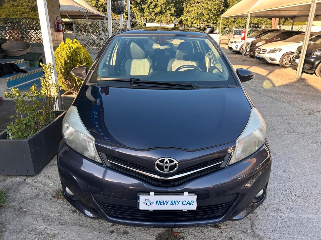 Toyota Yaris 1.4 D-4D 5 porte Lounge
