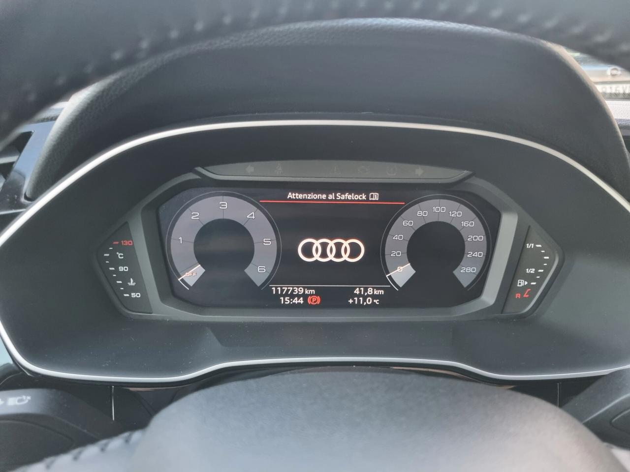 Audi Q3 35 TDI S tronic Business