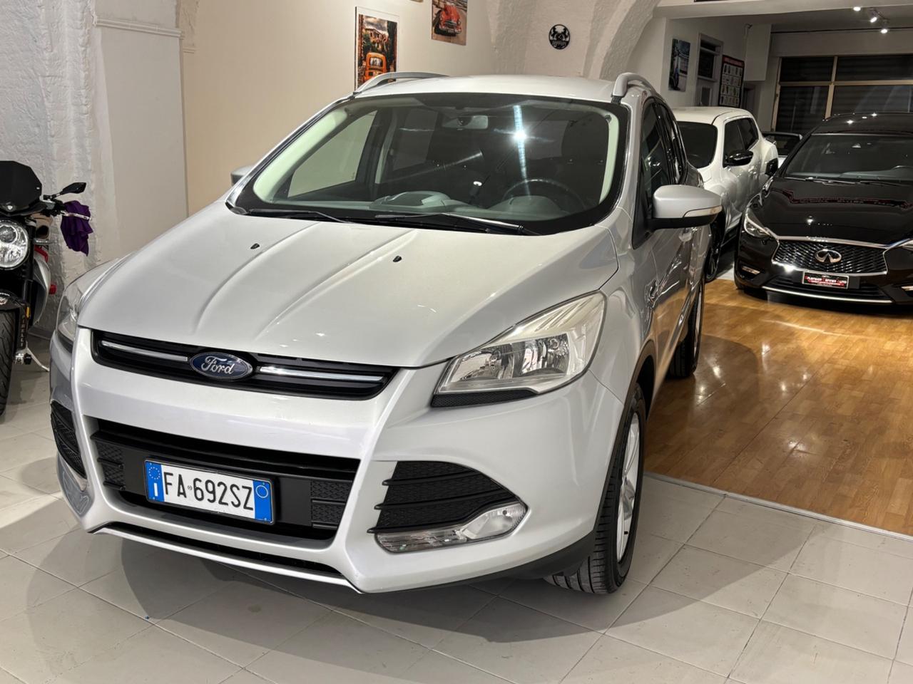 Ford Kuga 2.0 TDCI 120 CV S&S 2WD Titanium