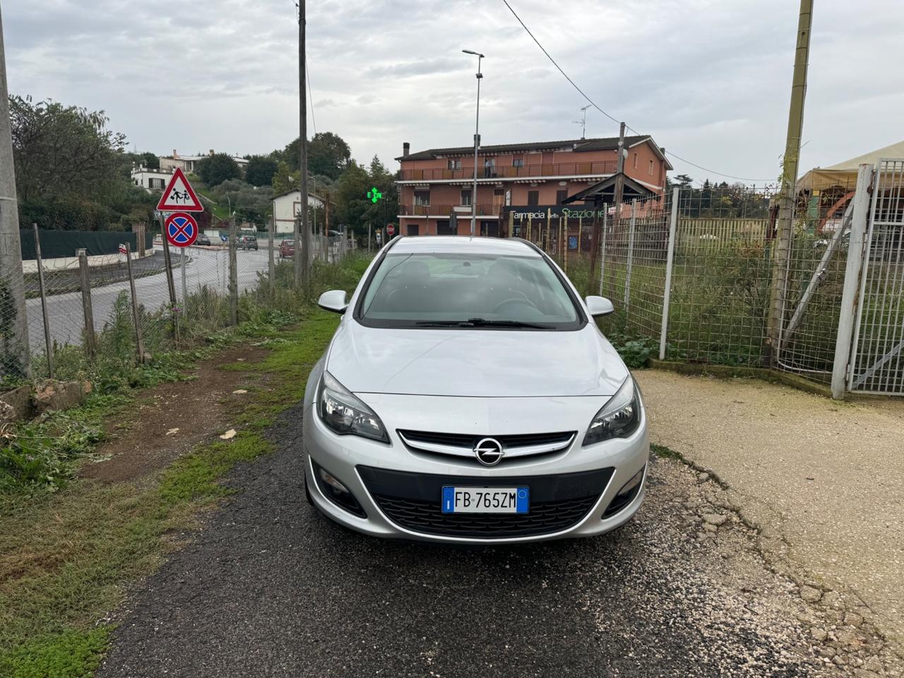 Opel Astra 1.4 Turbo 140CV Sports Tourer GPL Tech Elective