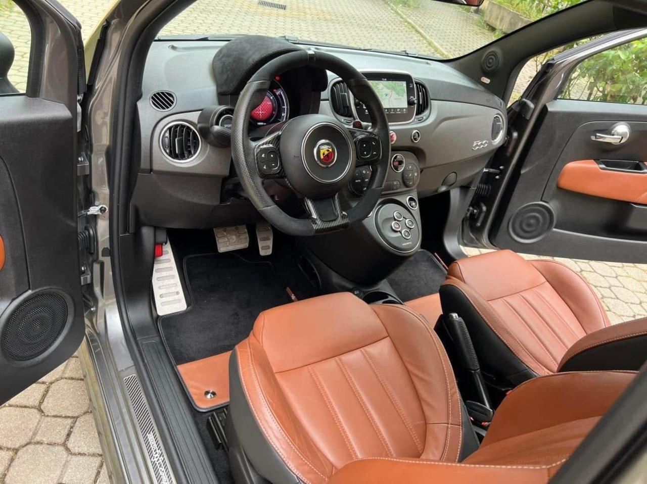 Abarth 595 1.4 Turbo T-Jet 180 CV Competizione