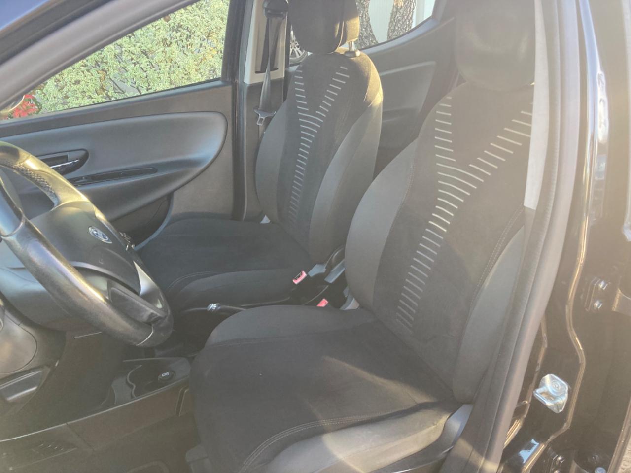 LANCIA YPSILON 1.2 BENZINA (MODELLO GOLD)