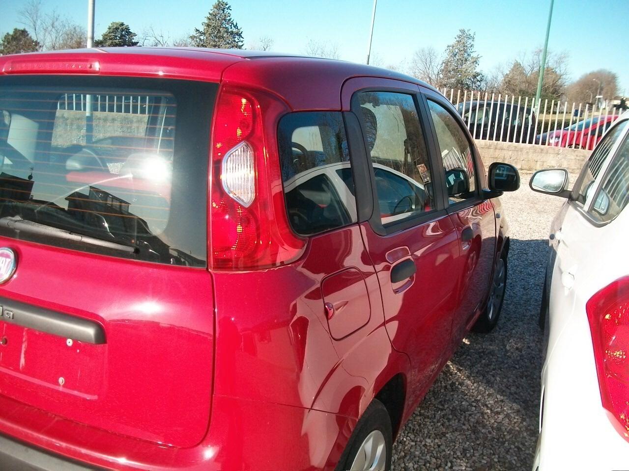 Fiat Panda 1.2 Dynamic ROSSA CC 1242 EURO 05 BENZINA GARANZIA UN ANNO