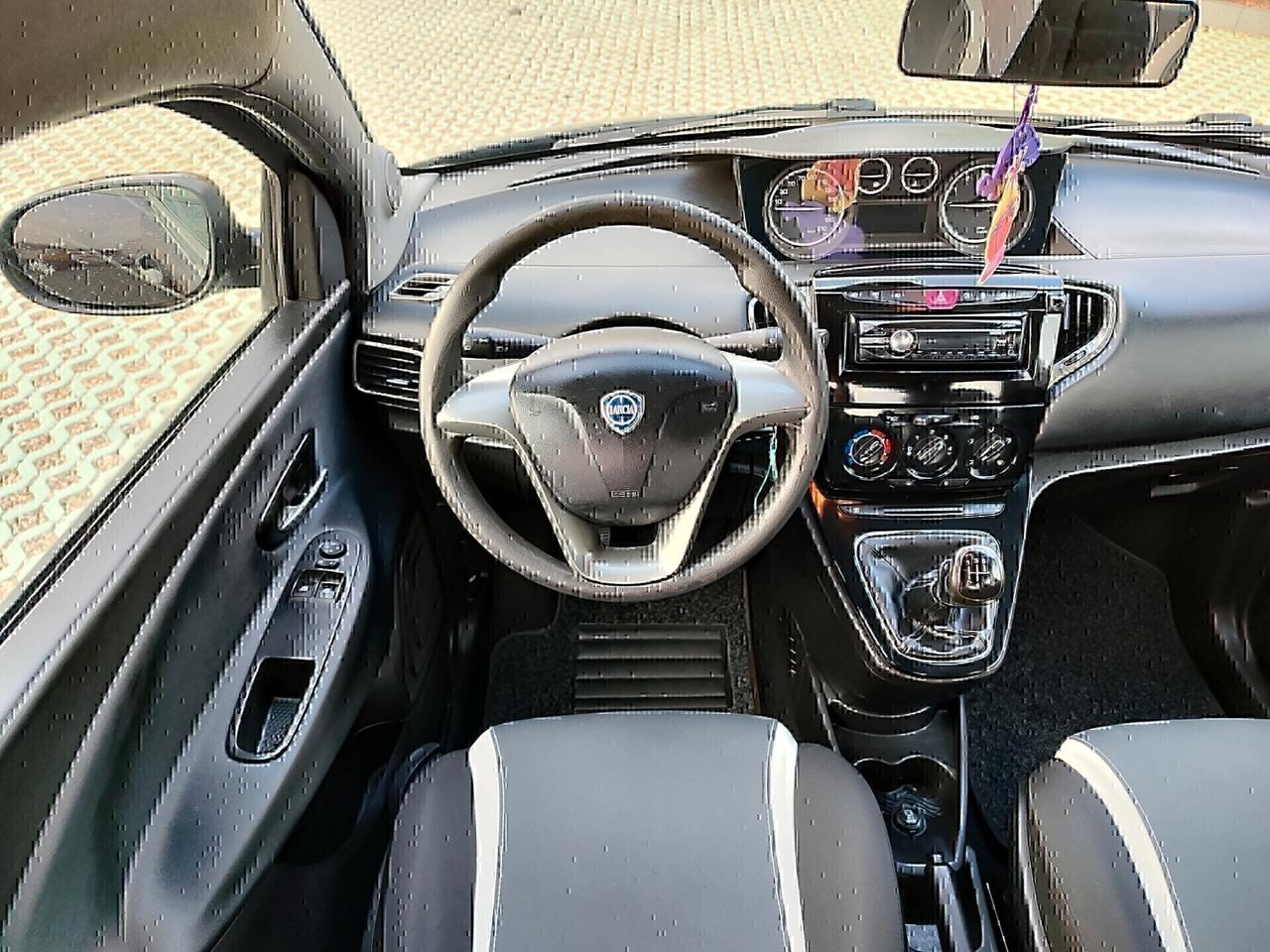Lancia Ypsilon 0.9 TwinAir~METANO~NEOPAT~178.000~GARANZIA~2014
