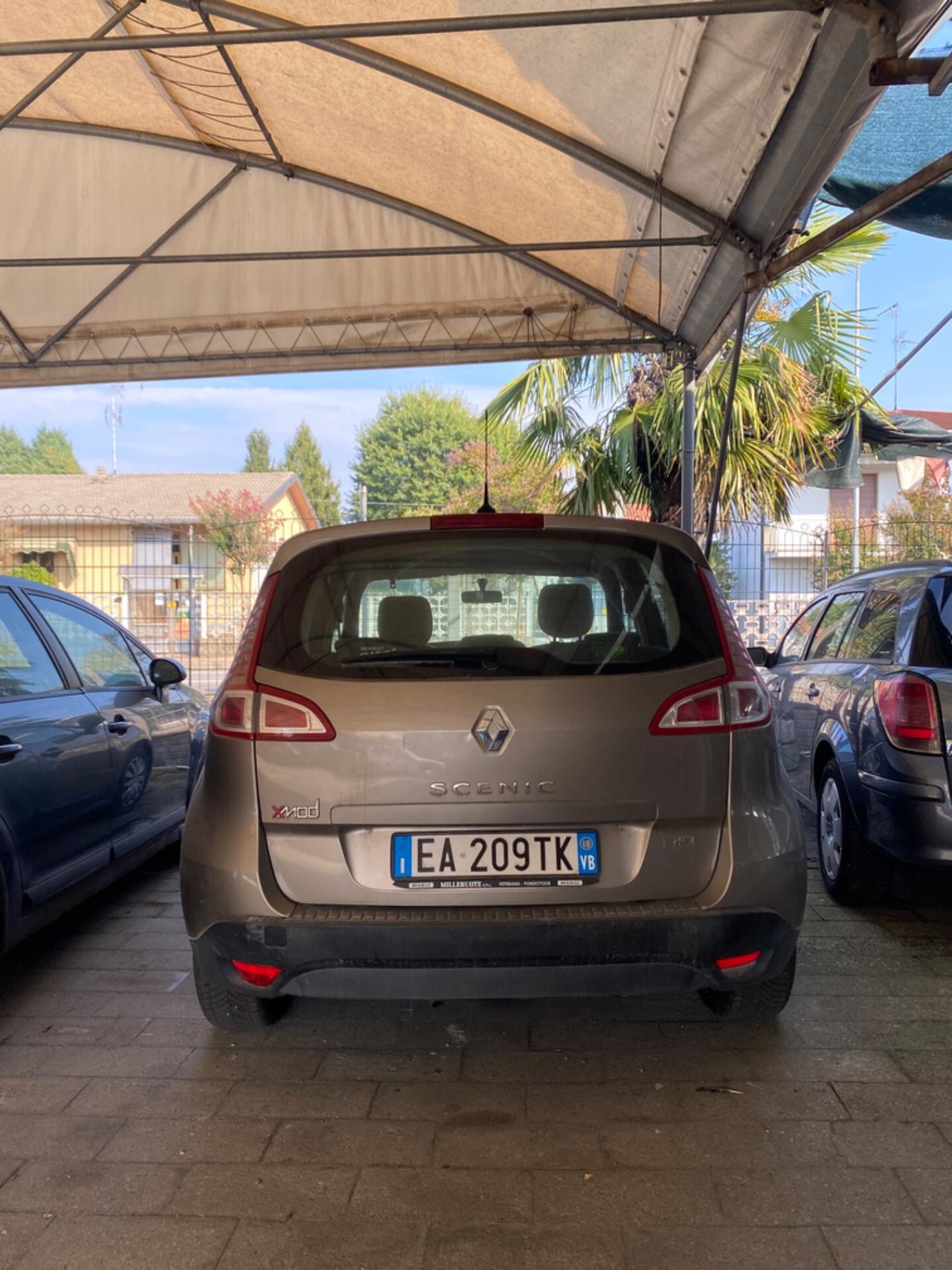 Renault Scenic Scénic X-Mod 1.5 dCi 110CV Luxe