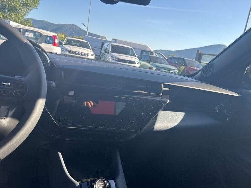 Alfa Romeo Junior 1.2 136 CV Hybrid eDCT6