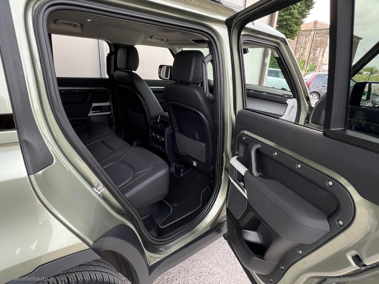 LAND ROVER Defender 110 3.0D I6 250 CV AWD Auto SE