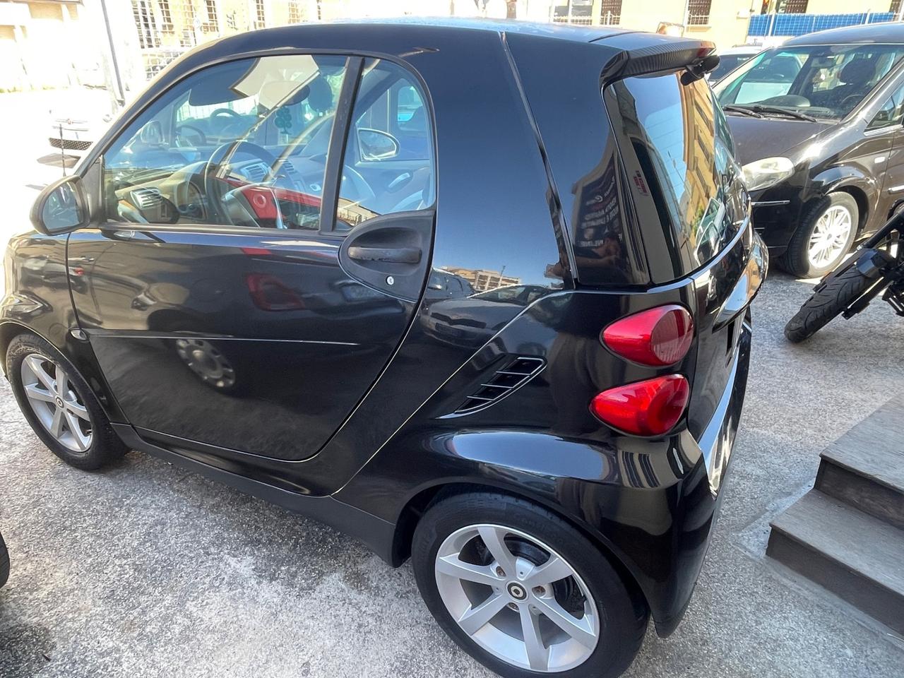 Smart ForTwo 1000 52 kW MHD coupé passion