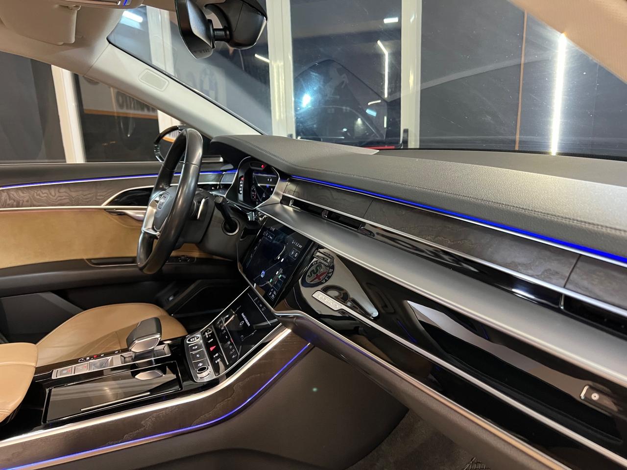 Audi A8 50 TDI 3.0 quattro tiptronic