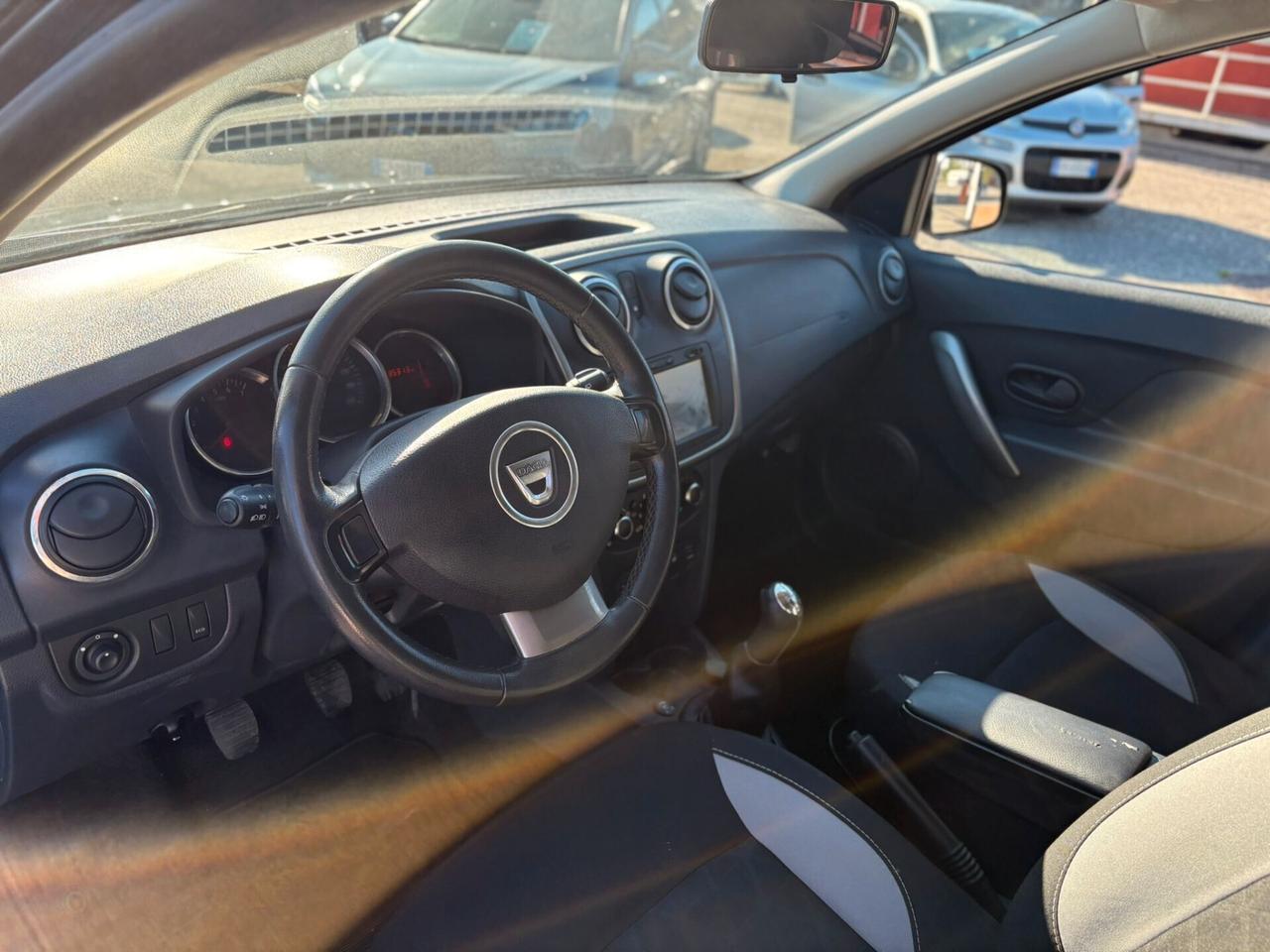 Dacia Sandero Stepway 0.9 Turbo GPL Lauréate