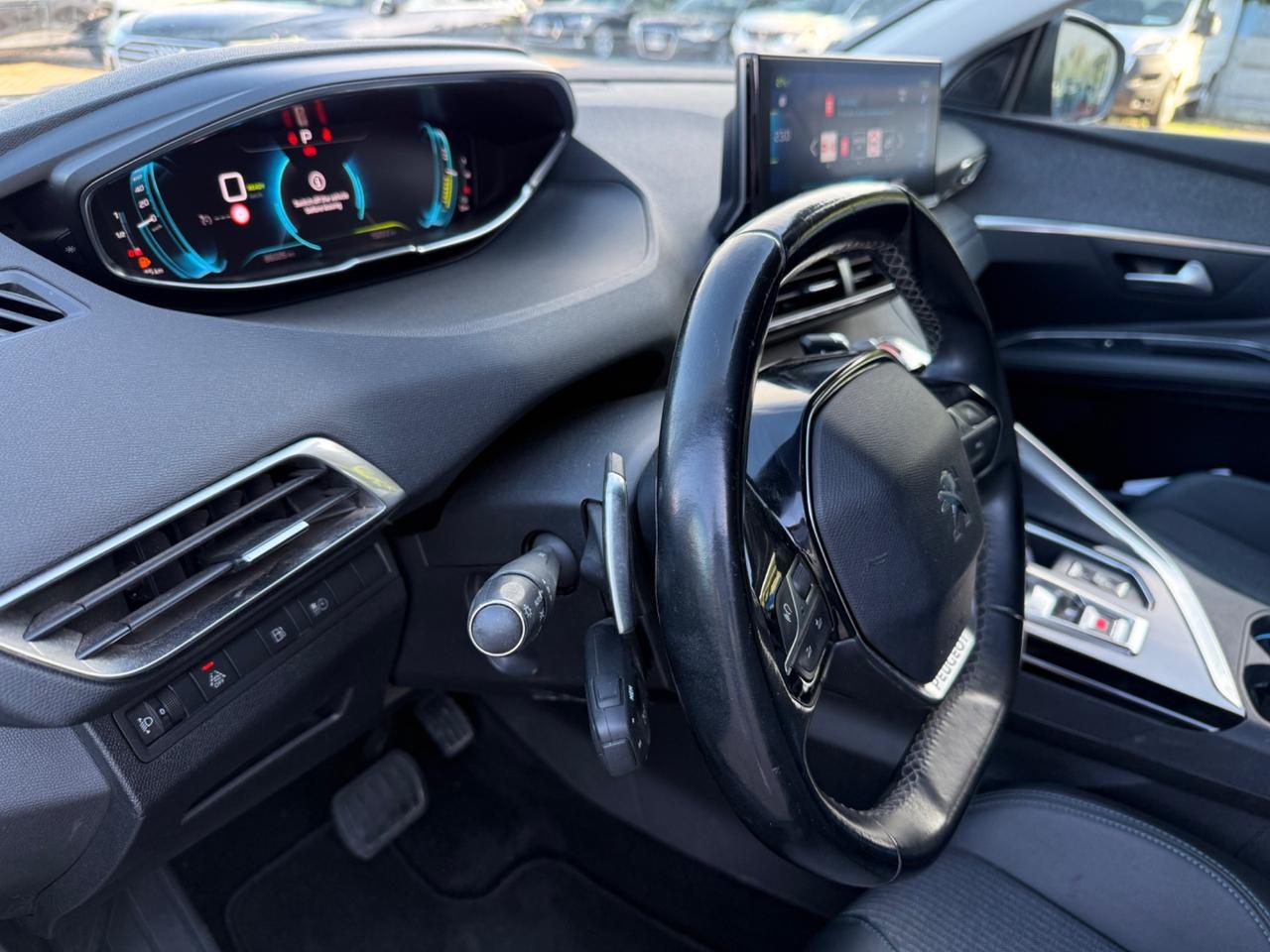 Peugeot 3008 Hybrid 225 e-EAT8 Allure