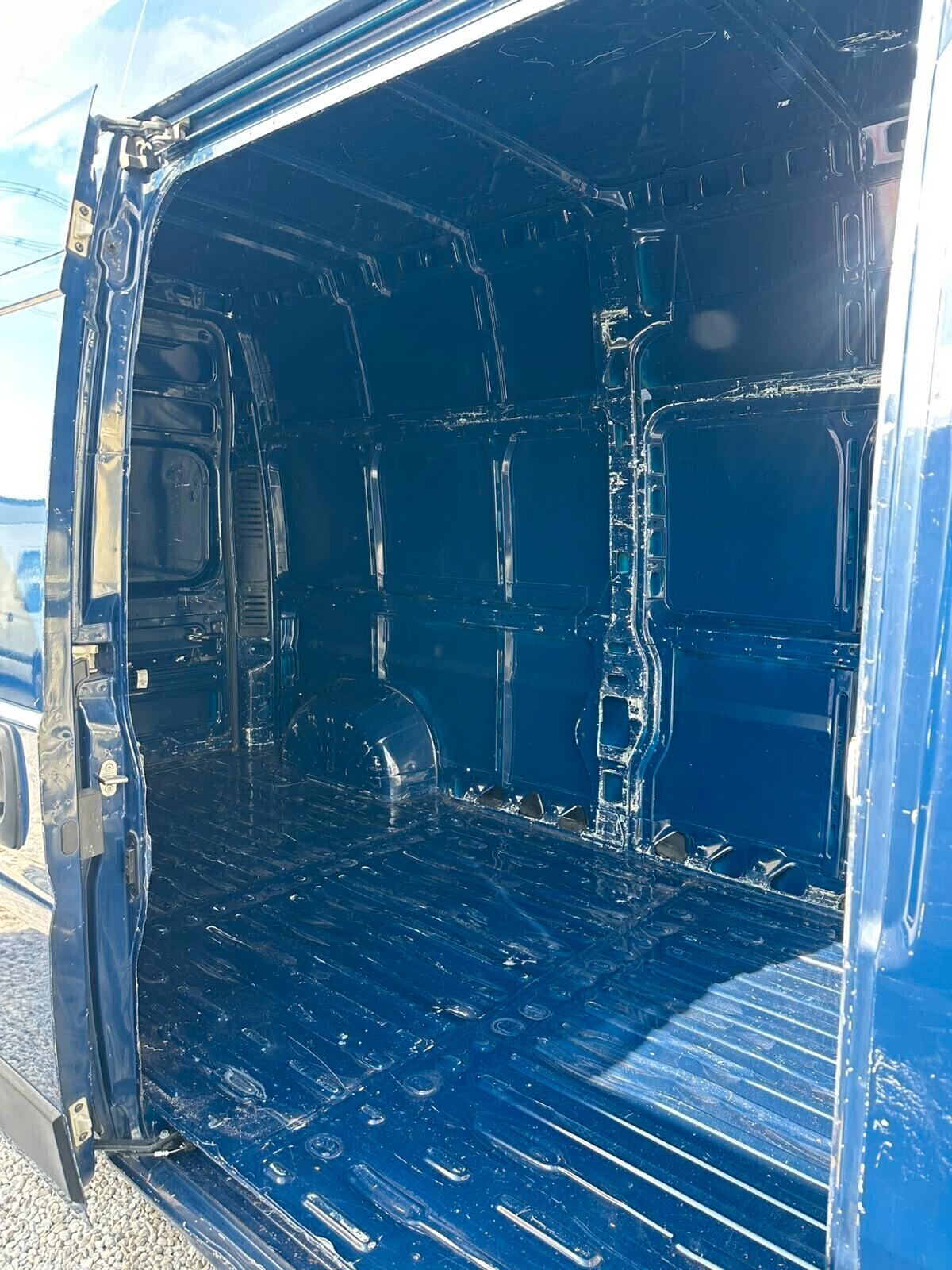 Fiat Ducato 33 2.3 MJT 140CV LH3