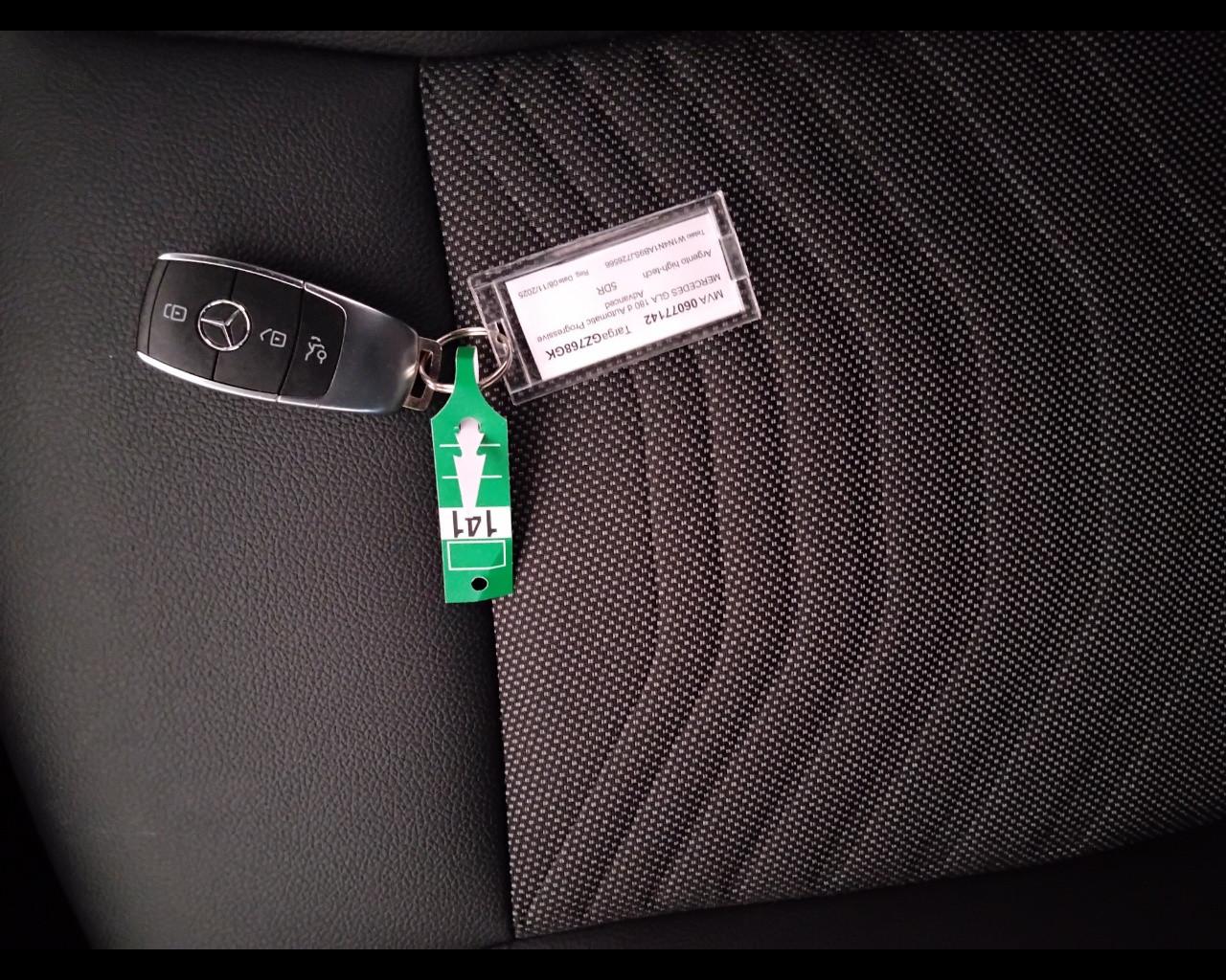 Mercedes-Benz GLA-H247 2023 - GLA 180 d Progressive Advanced auto