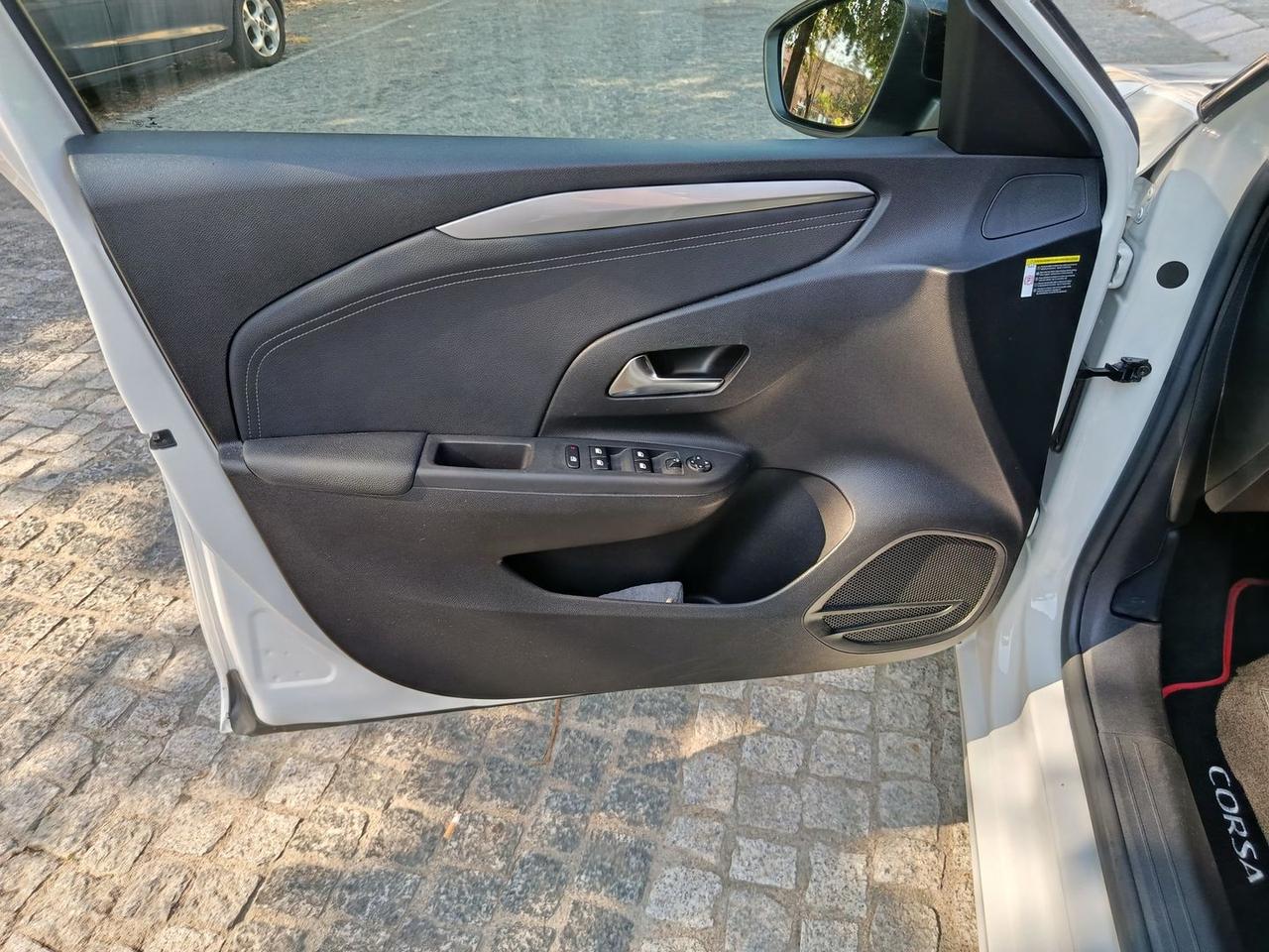 Opel Corsa 1.2 GS Line Direct Injection Turb #6980