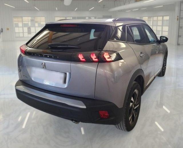 PEUGEOT 2008 BlueHDi 110 S&S Allure